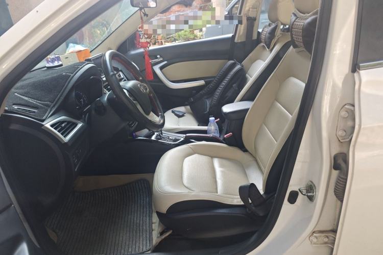 Used CHANGAN Alsvin V7 2015 1.6L Automatic Enjoyment Model China IV Standard Left Front Seat