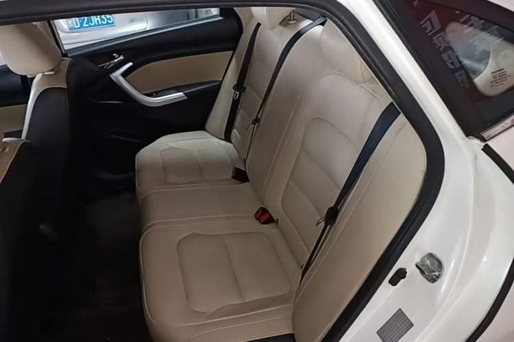 Used CHANGAN Alsvin V7 2015 1.6L Manual Enjoyment Model China V Standard Left Rear Seat
