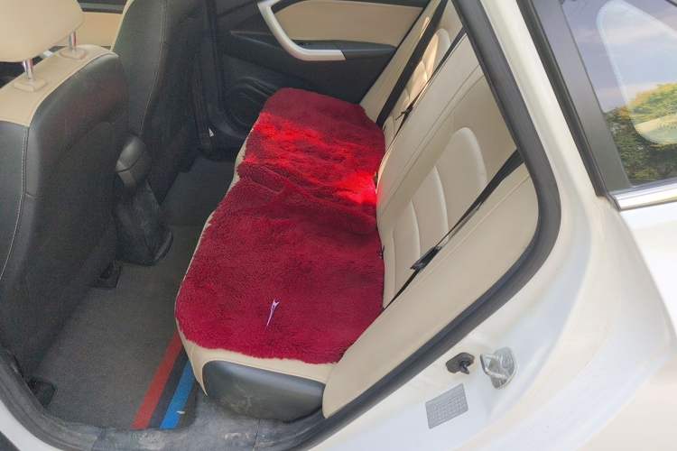 Used CHANGAN Alsvin V7 2015 1.6L Automatic Enjoyment Model China IV Standard Left Rear Seat