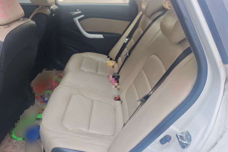 Used CHANGAN Alsvin V7 2015 1.6L Automatic Enjoyment Model China IV Standard Left Rear Seat