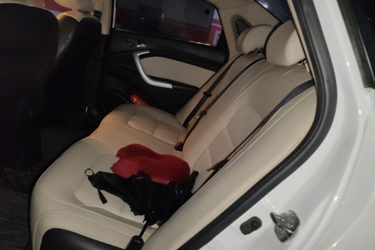 Used CHANGAN Alsvin V7 2015 1.6L Automatic Enjoyment Model China IV Standard Left Rear Seat