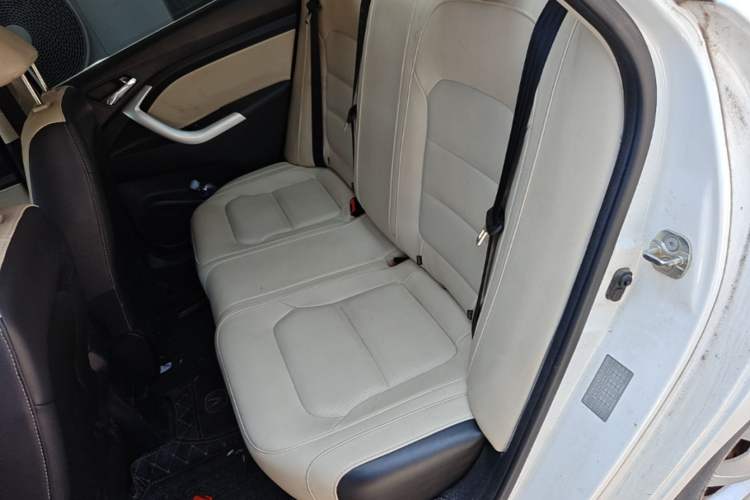 Used CHANGAN Alsvin V7 2015 1.6L Automatic Enjoyment Model China V Standard Left Rear Seat