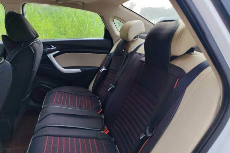 Used CHANGAN Alsvin V7 2015 1.6L Manual Enjoyment Model China IV Standard Left Rear Seat