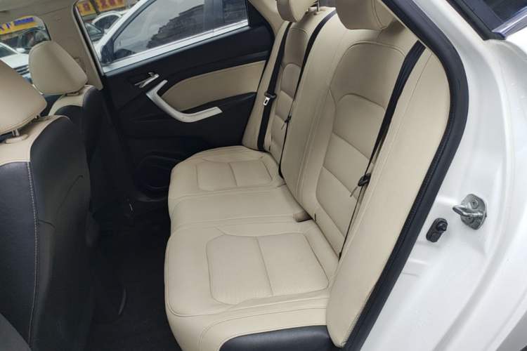 Used CHANGAN Alsvin V7 2015 1.6L Automatic Enjoyment Model China V Standard Left Rear Seat