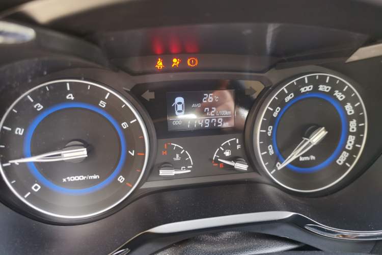 Used CHANGAN Alsvin V7 2015 1.6L Manual Fun Model China IV Standard Odometer Close Up