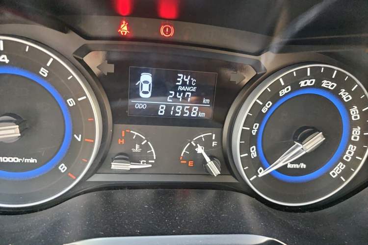 Used CHANGAN Alsvin V7 2015 1.6L Manual Enjoyment Model China IV Standard Odometer Close Up