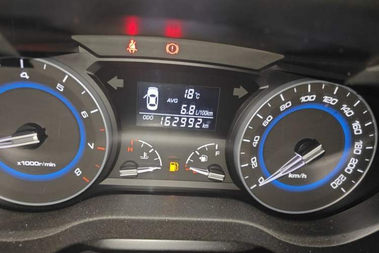 Used CHANGAN Alsvin V7 2015 1.6L Manual Enjoyment Model China V Standard Odometer Close Up