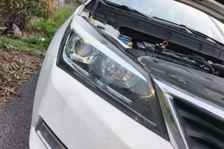 Used CHANGAN Alsvin V7 2015 1.6L Automatic Enjoyment Model China IV Standard Right Front Headlight