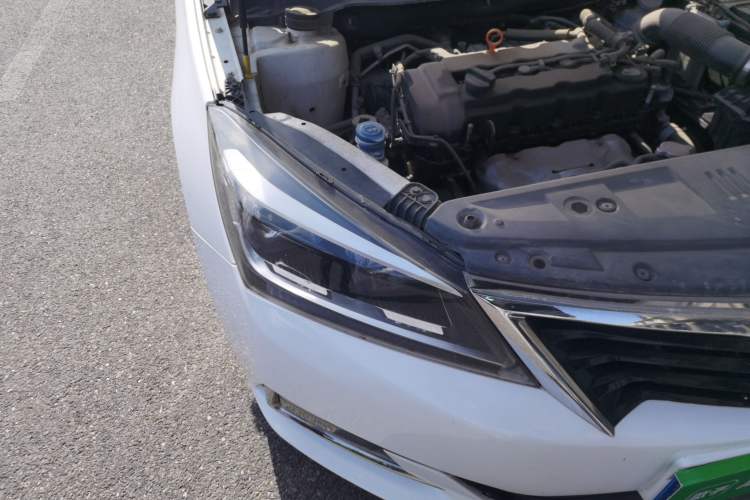 Used CHANGAN Alsvin V7 2015 1.6L Manual Fun Model China IV Standard Right Front Headlight
