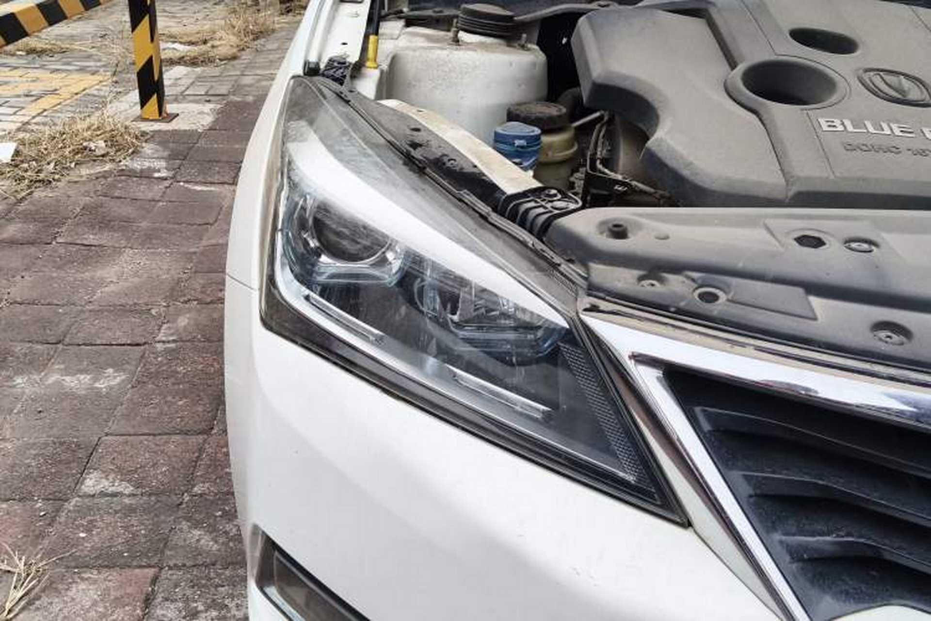 Used CHANGAN Alsvin V7 2015 1.6L Manual Joyride Model China IV Standard Right Front Headlight