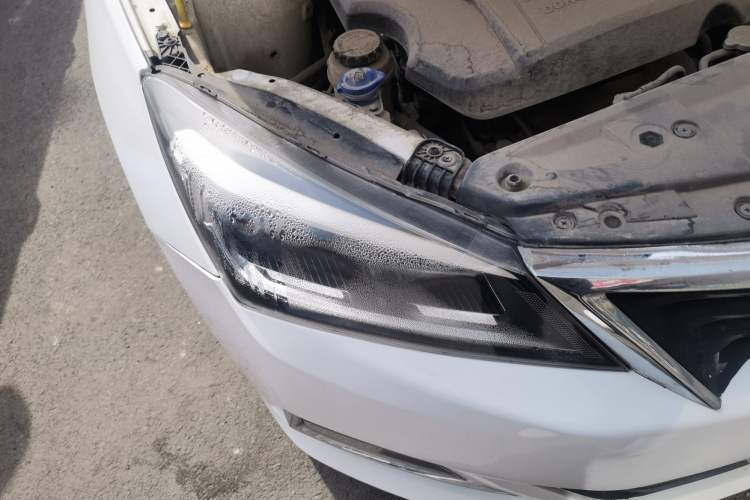 Used CHANGAN Alsvin V7 2015 1.6L Manual Enjoyment Model China IV Standard Right Front Headlight