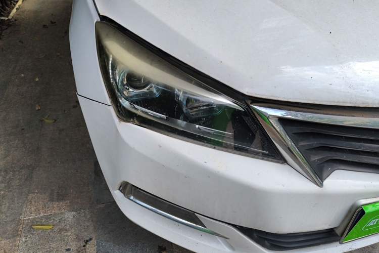 Used CHANGAN Alsvin V7 2015 1.6L Automatic Enjoyment Model China IV Standard Right Front Headlight