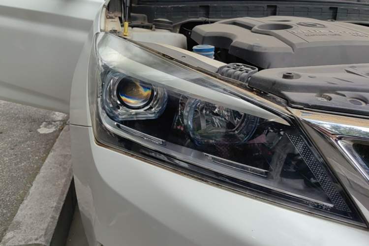 Used CHANGAN Alsvin V7 2015 1.6L Manual Fun Model China IV Standard Right Front Headlight