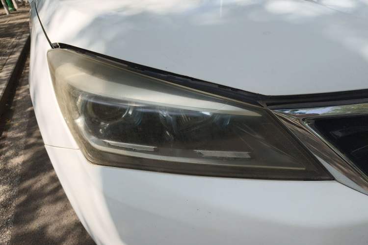 Used CHANGAN Alsvin V7 2015 1.6L Automatic Enjoyment Model China IV Standard Right Front Headlight