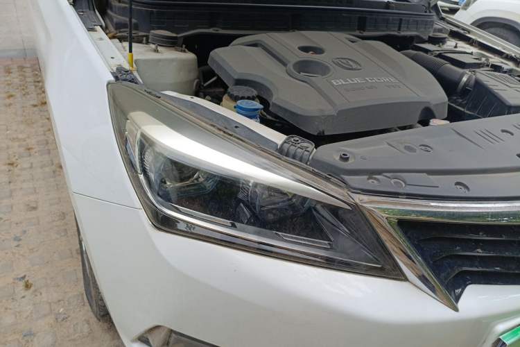 Used CHANGAN Alsvin V7 2015 1.6L Manual Enjoyment Model China IV Standard Right Front Headlight