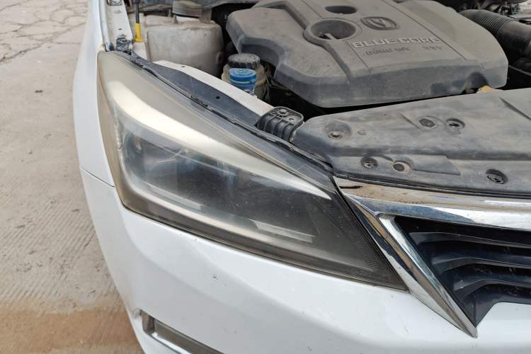 Used CHANGAN Alsvin V7 2015 1.6L Manual Enjoyment Model China IV Standard Right Front Headlight