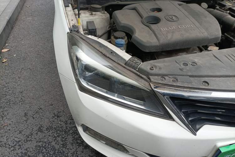Used CHANGAN Alsvin V7 2015 1.6L Automatic Enjoyment Model China IV Standard Right Front Headlight