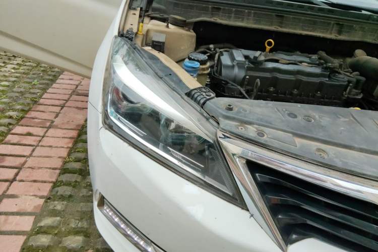 Used CHANGAN Alsvin V7 2015 1.6L Automatic Enjoyment Model China IV Standard Right Front Headlight
