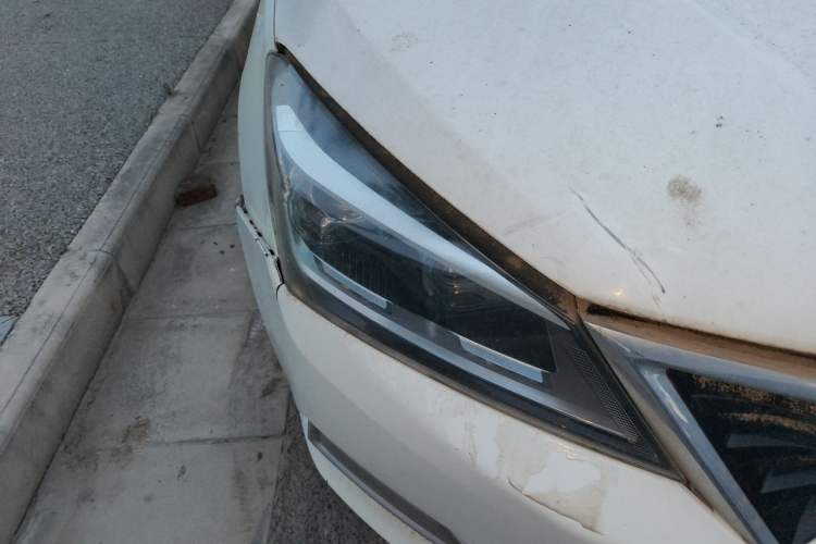 Used CHANGAN Alsvin V7 2015 1.6L Manual Enjoyment Model China IV Standard Right Front Headlight