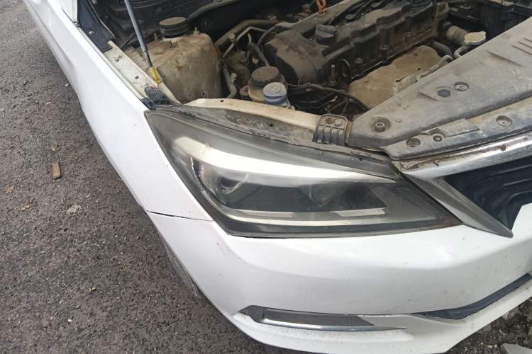Used CHANGAN Alsvin V7 2015 1.6L Manual Enjoyment Model China V Standard Right Front Headlight