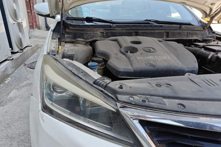 Used CHANGAN Alsvin V7 2015 1.6L Automatic Enjoyment Model China V Standard Right Front Headlight
