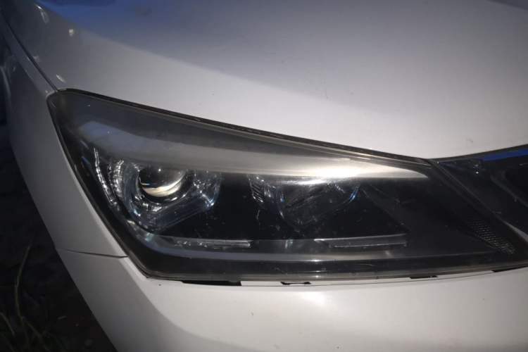 Used CHANGAN Alsvin V7 2015 1.6L Automatic Enjoyment Model China V Standard Right Front Headlight