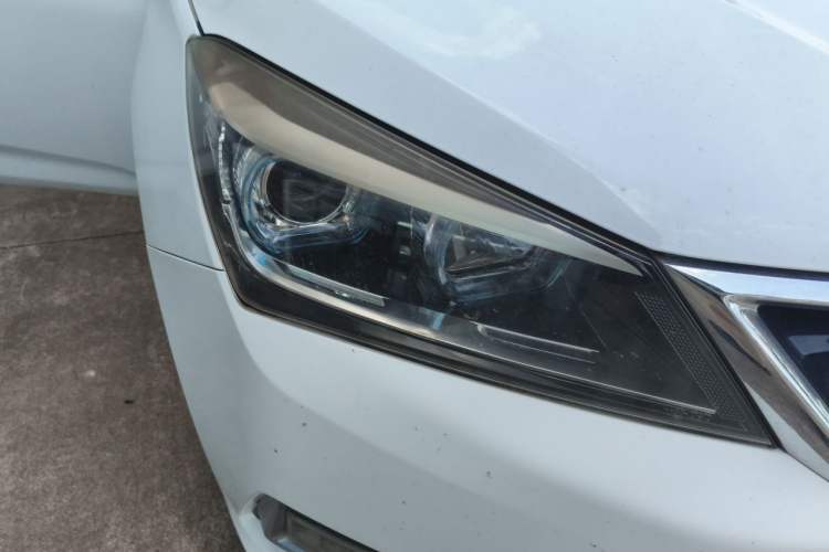 Used CHANGAN Alsvin V7 2015 1.6L Manual Enjoyment Model China IV Standard Right Front Headlight