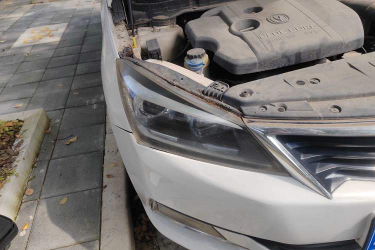 Used CHANGAN Alsvin V7 2015 1.6L Automatic Enjoyment Model China V Standard Right Front Headlight
