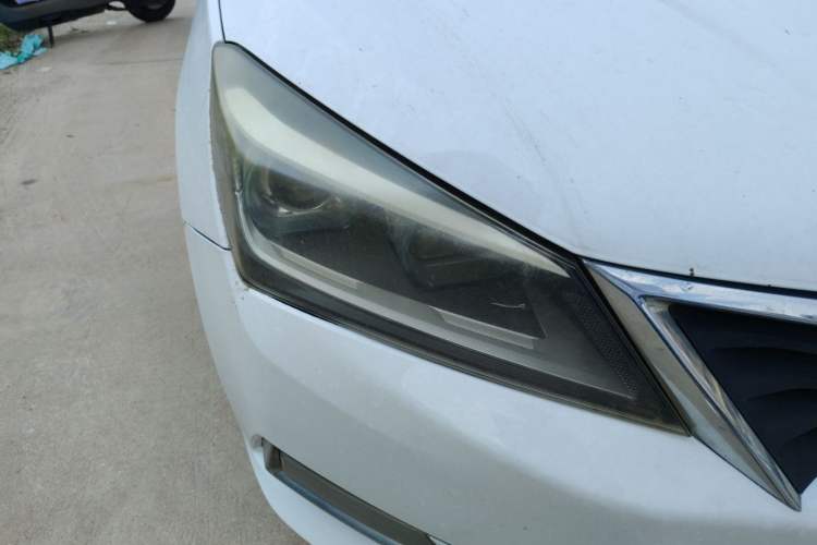 Used CHANGAN Alsvin V7 2015 1.6L Manual Enjoyment Model China IV Standard Right Front Headlight