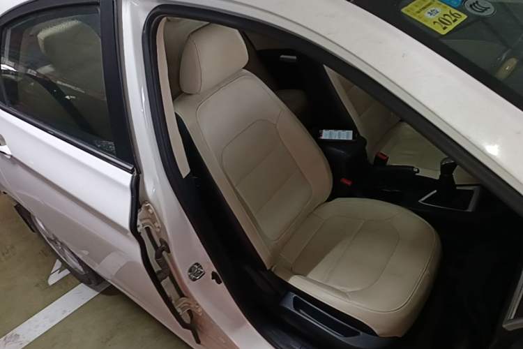 Used CHANGAN Alsvin V7 2015 1.6L Manual Enjoyment Model China V Standard Right Front Seat