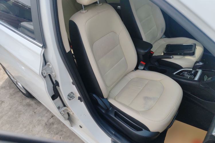 Used CHANGAN Alsvin V7 2015 1.6L Automatic Enjoyment Model China V Standard Right Front Seat
