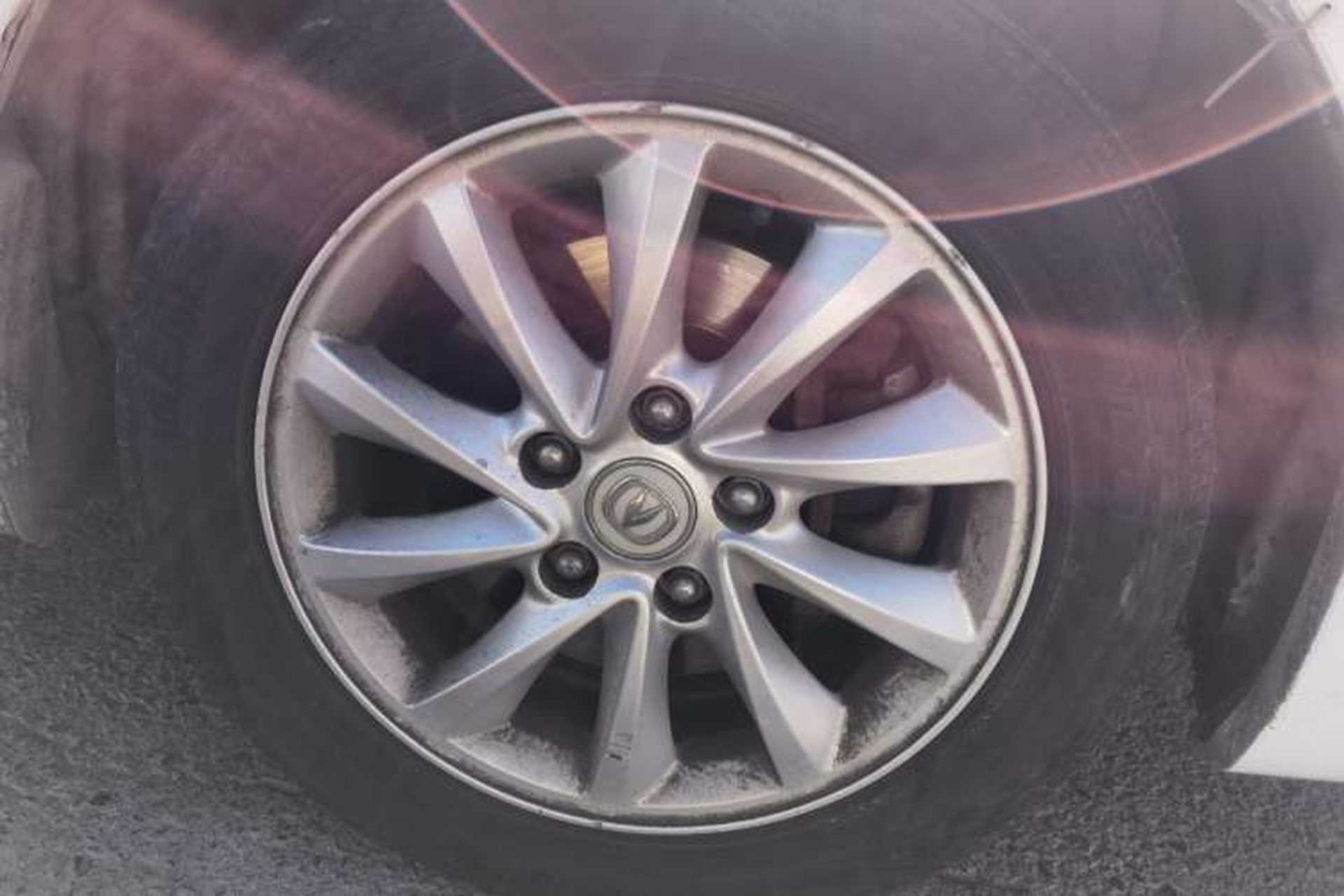 Used CHANGAN Alsvin V7 2015 1.6L Manual Joyride Model China IV Standard Right Front Wheel Hub