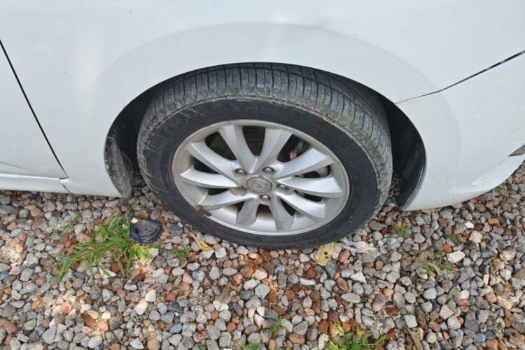 Used CHANGAN Alsvin V7 2015 1.6L Manual Enjoyment Model China IV Standard Right Front Wheel Hub