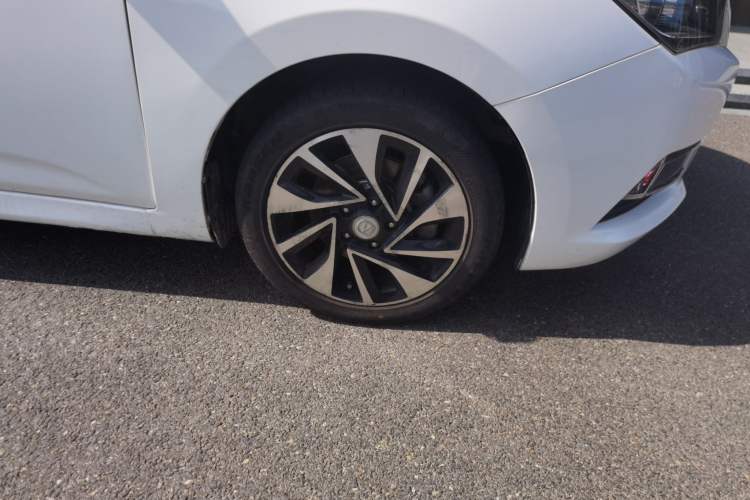 Used CHANGAN Alsvin V7 2015 1.6L Manual Fun Model China IV Standard Right Front Wheel Hub