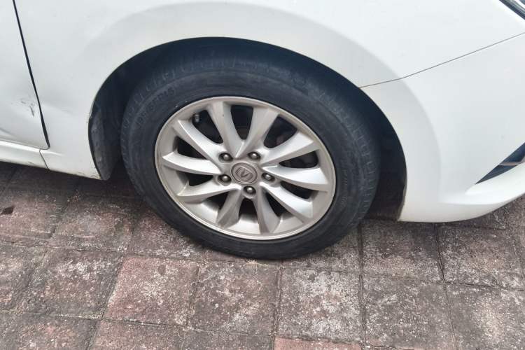 Used CHANGAN Alsvin V7 2015 1.6L Manual Joyride Model China IV Standard Right Front Wheel Hub