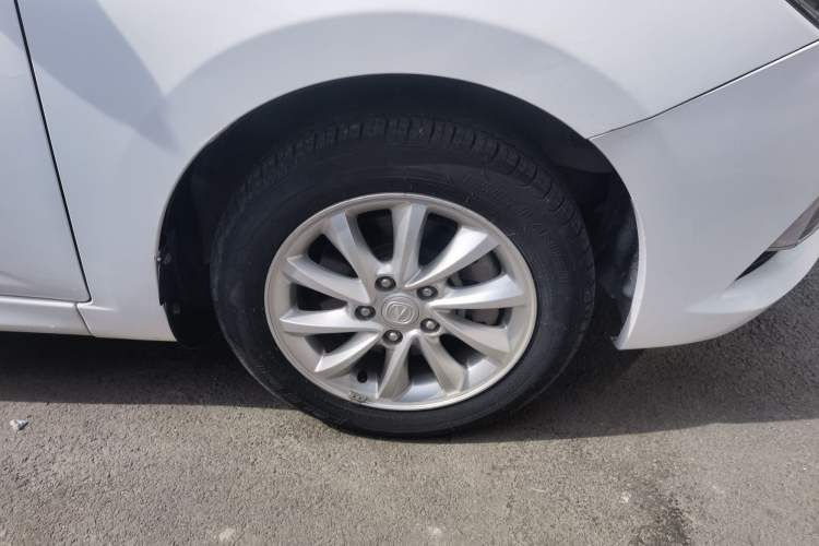 Used CHANGAN Alsvin V7 2015 1.6L Manual Enjoyment Model China IV Standard Right Front Wheel Hub