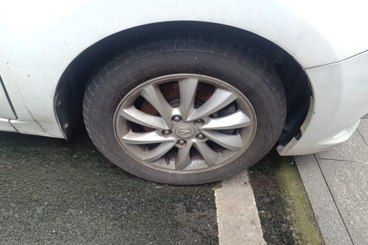 Used CHANGAN Alsvin V7 2015 1.6L Automatic Enjoyment Model China IV Standard Right Front Wheel Hub
