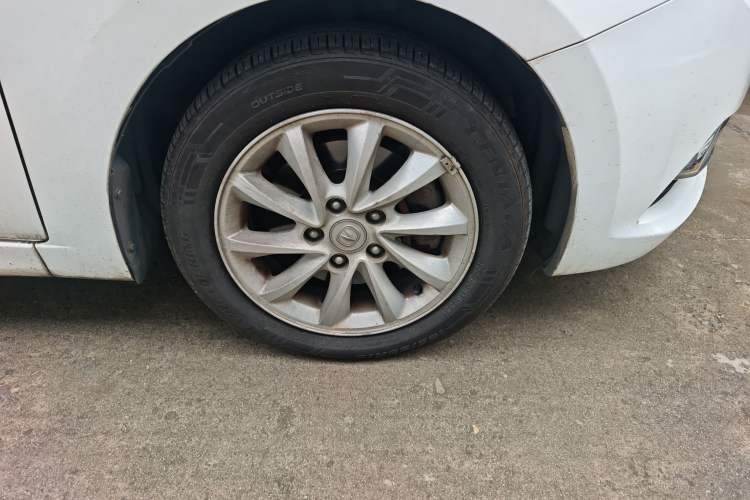 Used CHANGAN Alsvin V7 2015 1.6L Manual Enjoyment Model China IV Standard Right Front Wheel Hub