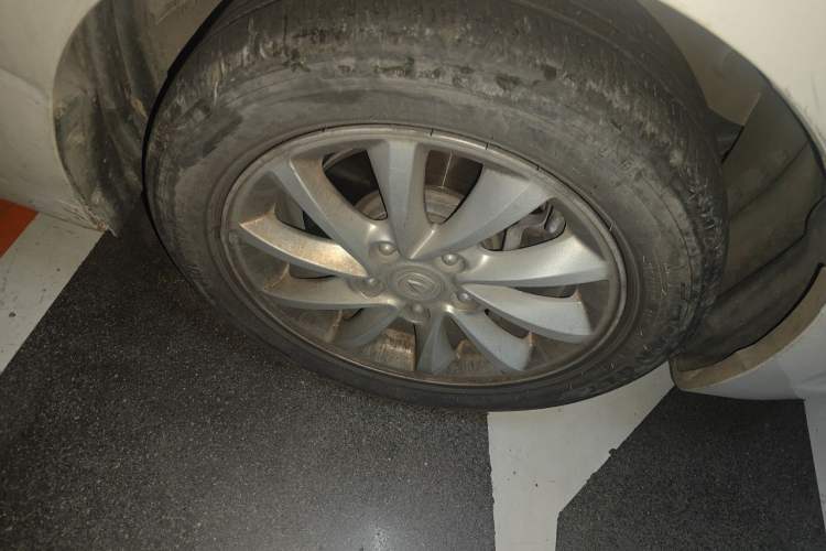 Used CHANGAN Alsvin V7 2015 1.6L Manual Enjoyment Model China IV Standard Right Front Wheel Hub
