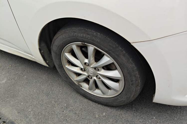 Used CHANGAN Alsvin V7 2015 1.6L Manual Enjoyment Model China IV Standard Right Front Wheel Hub