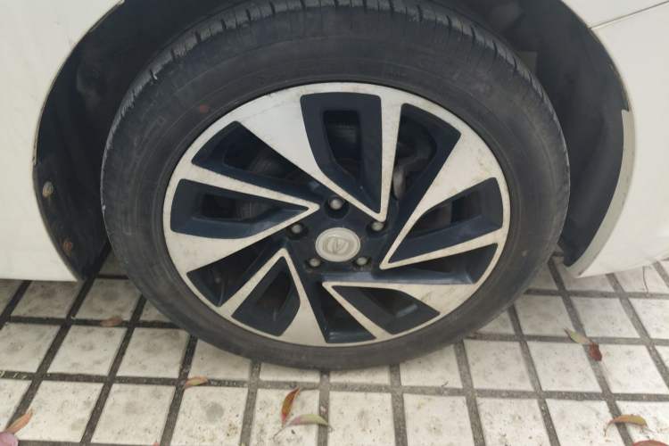 Used CHANGAN Alsvin V7 2015 1.6L Automatic Fun Model China IV Standard Right Front Wheel Hub