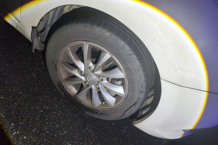 Used CHANGAN Alsvin V7 2015 1.6L Manual Enjoyment Model China IV Standard Right Front Wheel Hub