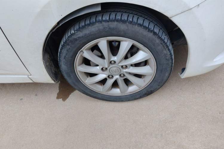 Used CHANGAN Alsvin V7 2015 1.6L Manual Enjoyment Model China IV Standard Right Front Wheel Hub