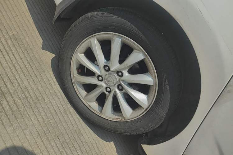 Used CHANGAN Alsvin V7 2015 1.6L Automatic Enjoyment Model China IV Standard Right Rear Wheel Hub