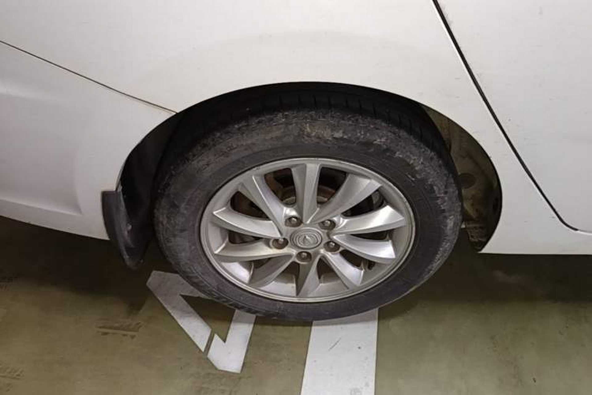 Used CHANGAN Alsvin V7 2015 1.6L Manual Enjoyment Model China V Standard Right Rear Wheel Hub
