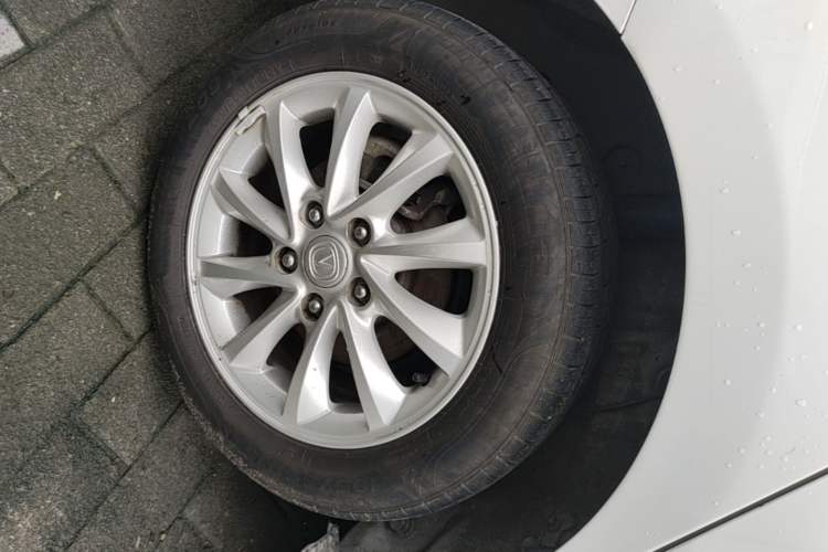Used CHANGAN Alsvin V7 2015 1.6L Automatic Enjoyment Model China V Standard Right Rear Wheel Hub