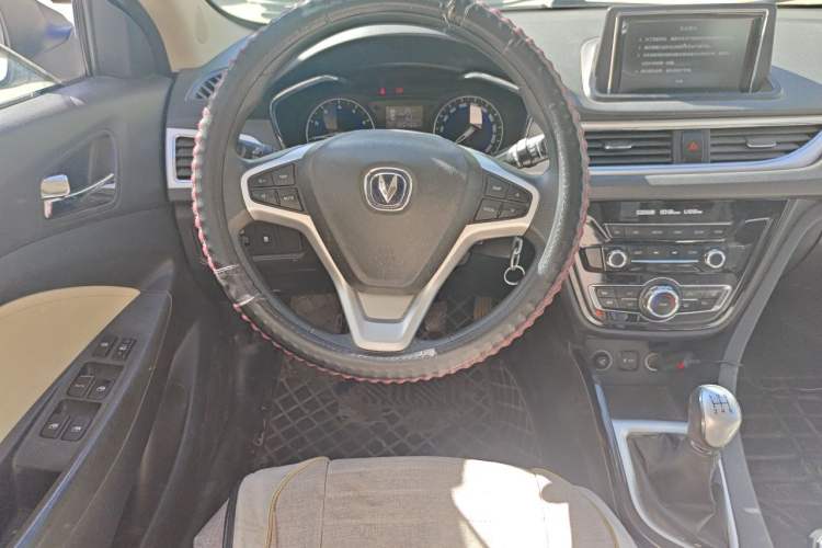 Used CHANGAN Alsvin V7 2015 1.6L Manual Enjoyment Model China IV Standard Steering Wheel