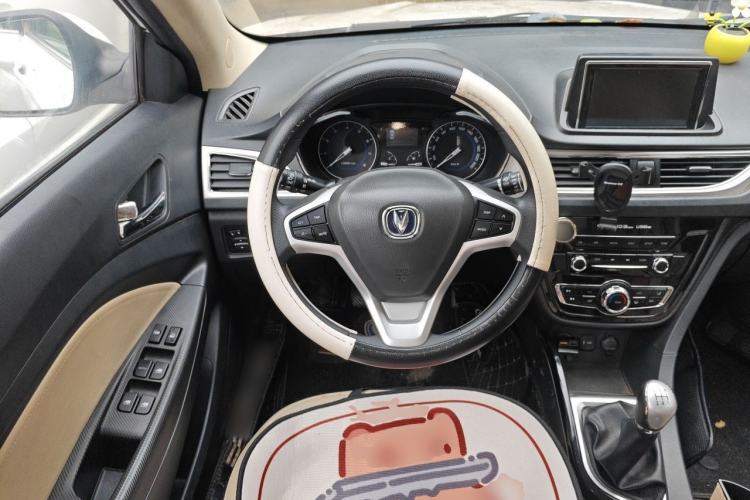 Used CHANGAN Alsvin V7 2015 1.6L Manual Enjoyment Model China IV Standard Steering Wheel