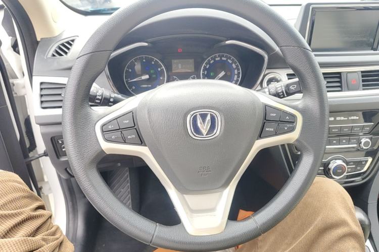 Used CHANGAN Alsvin V7 2015 1.6L Automatic Enjoyment Model China IV Standard Steering Wheel