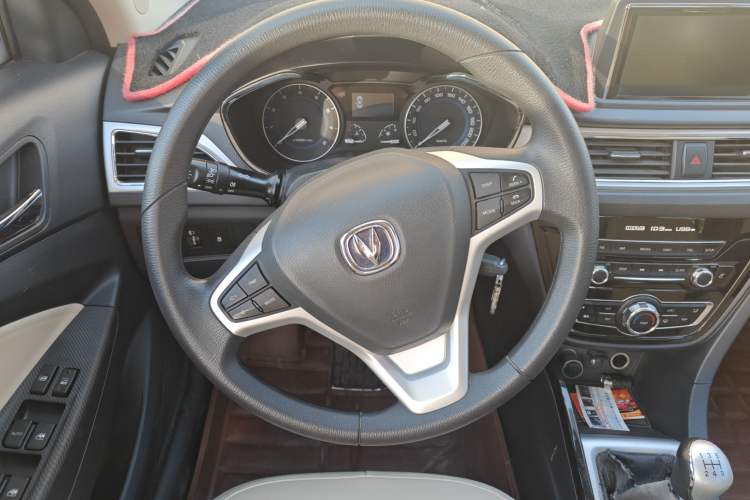 Used CHANGAN Alsvin V7 2015 1.6L Manual Enjoyment Model China V Standard Steering Wheel